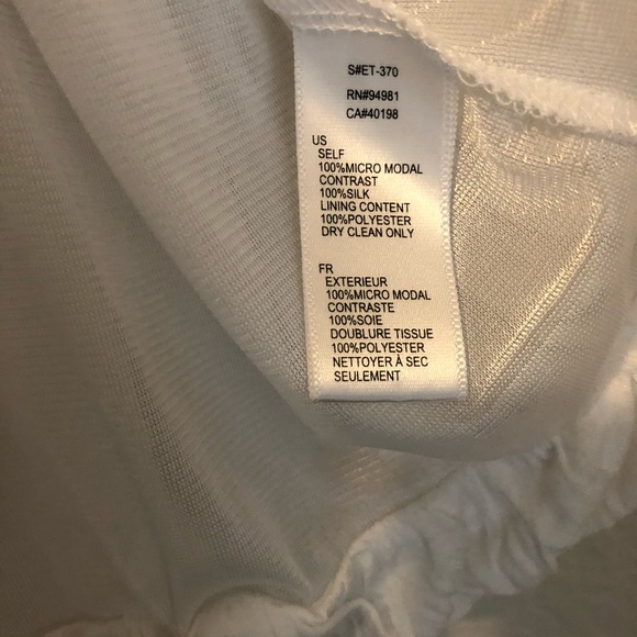 Twentyone white trimmed ruffled adjustable spaghetti straps tank top size large - Picture 5 of 13